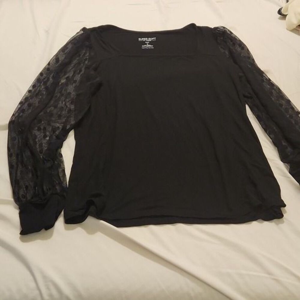 Torrid super soft polka dot lace 0x